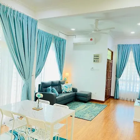 Alanizz Cozy Stay Kids Playroom Kuala Terengganu Homestay Exterior photo