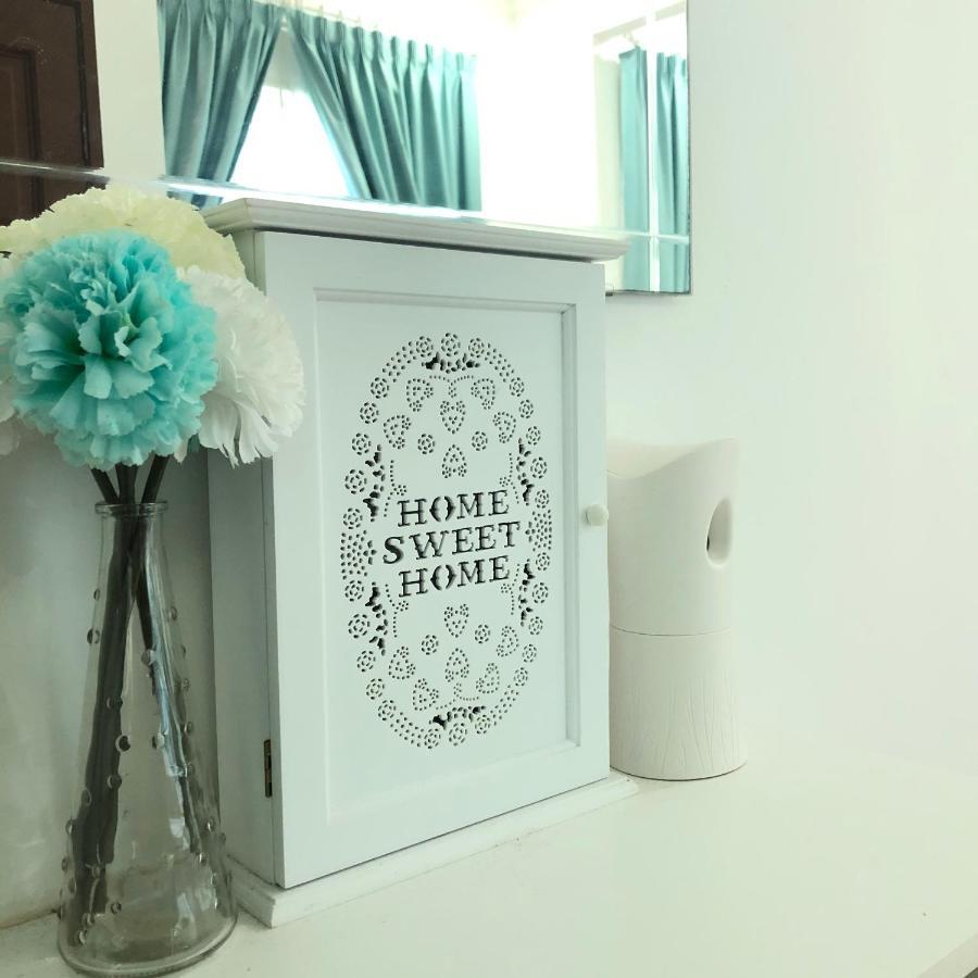 Alanizz Cozy Kids Playroom *